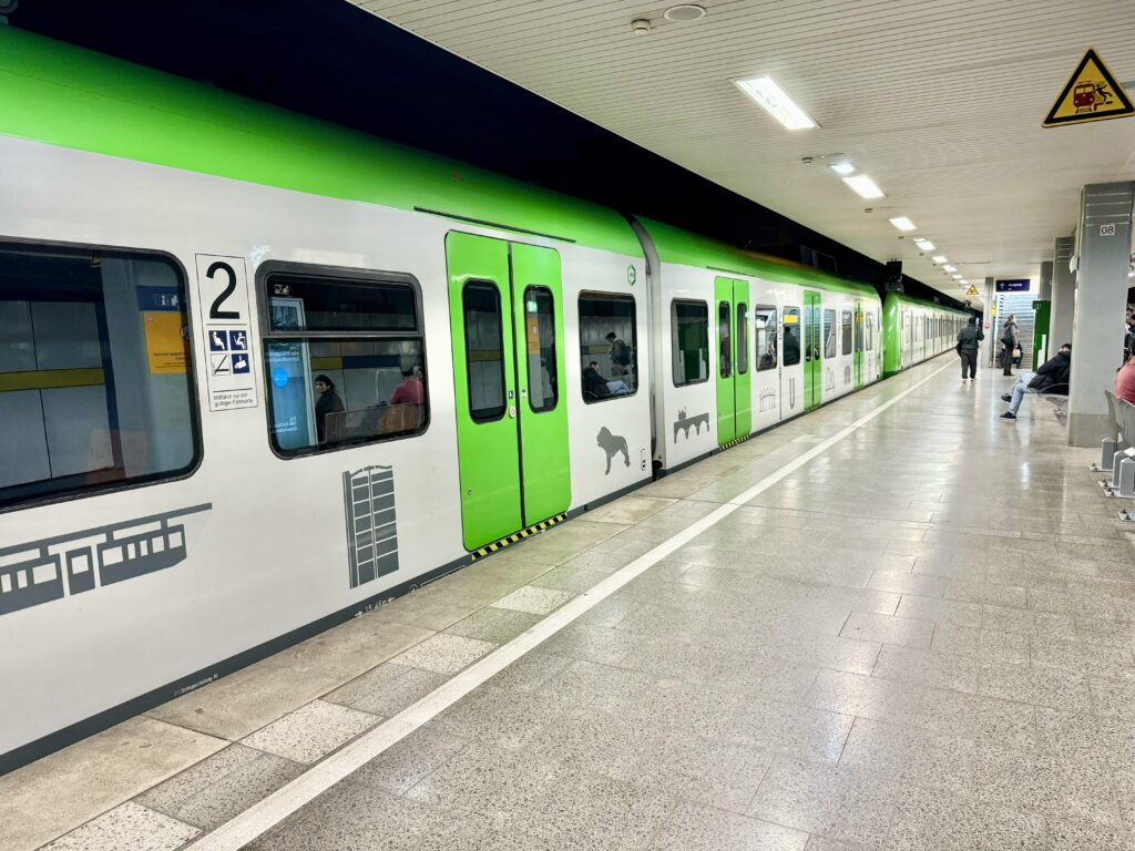 Düsseldorf Flughafen Terminal駅(1)