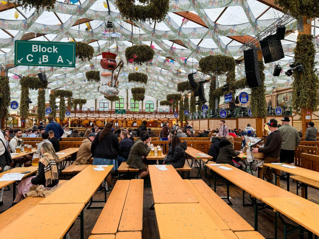 Hofbräu-Festzelt2