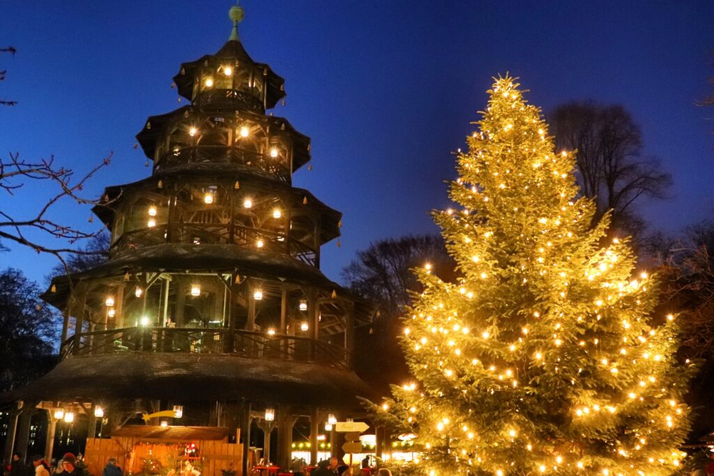 Christkindlmarkt am Chinesischen Turmのイメージ1