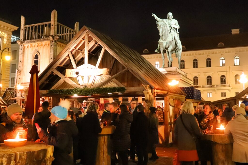 Mittelaltermarkt auf dem Wittelsbacherplatzのイメージ1