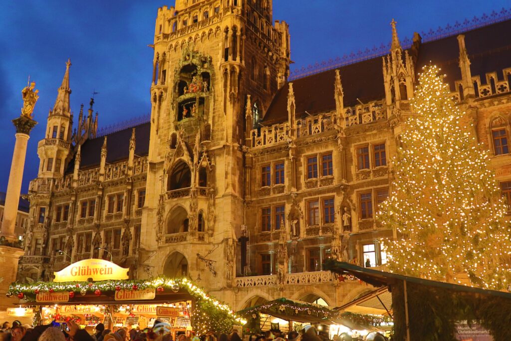 Christkindlmarkt am Marienplatz1